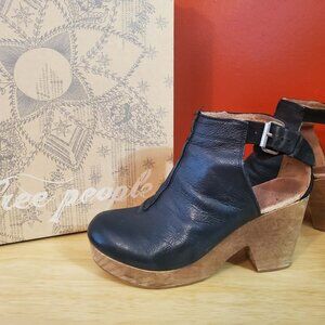 Free People Amber Orchard Clog